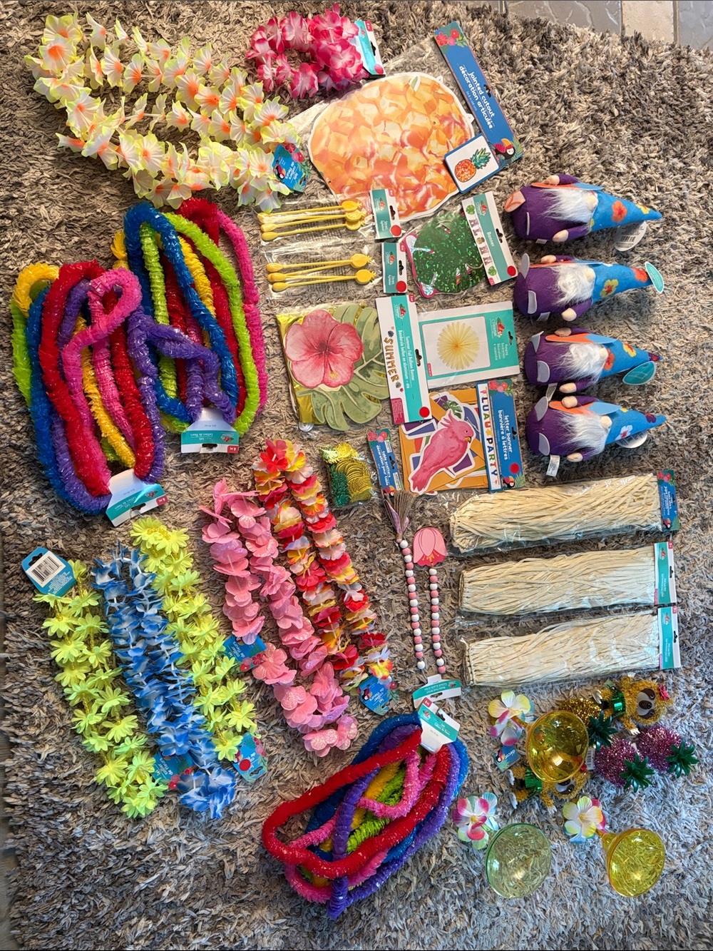 New huge lot Luau Party Accessories - Hawaiian party supplies decor